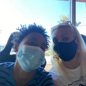 Meet your Posher, Danielle